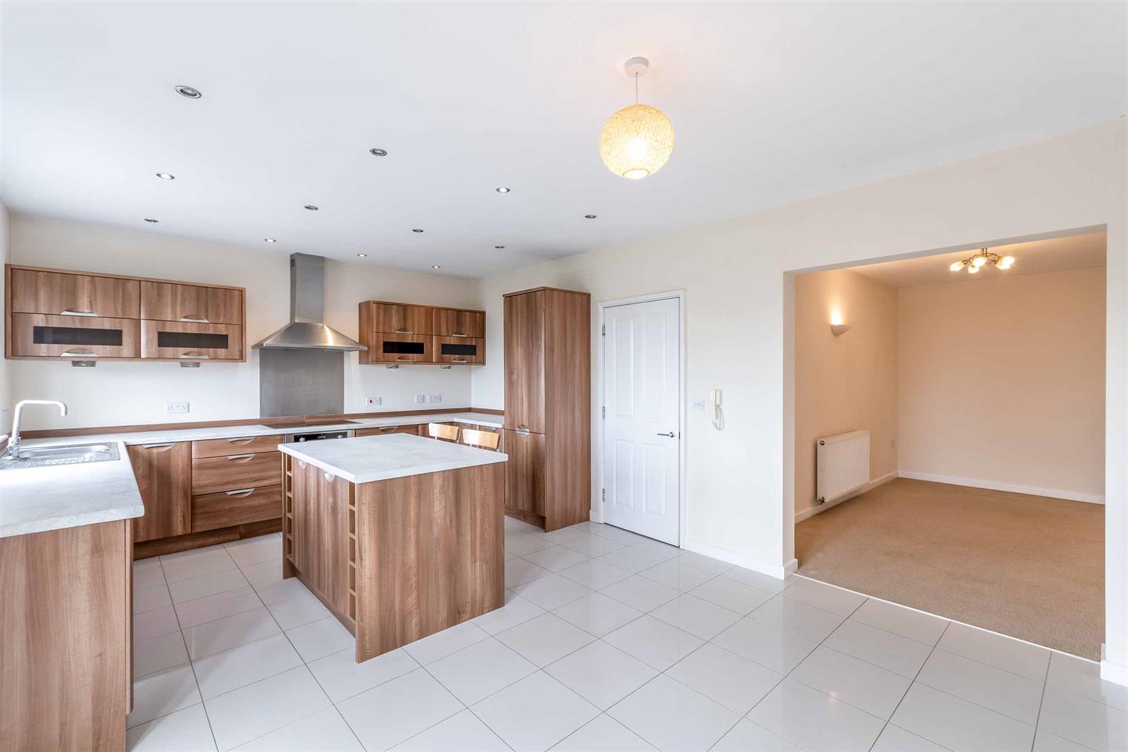 4, Greaves Sike Lane, Micklebring, Rotherham, S66 7RR