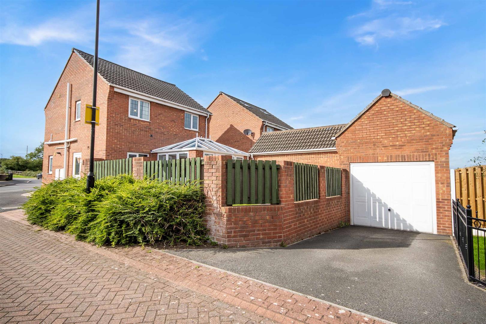 3, Hilldrecks View, Ravenfield, Rotherham, S65 4RQ