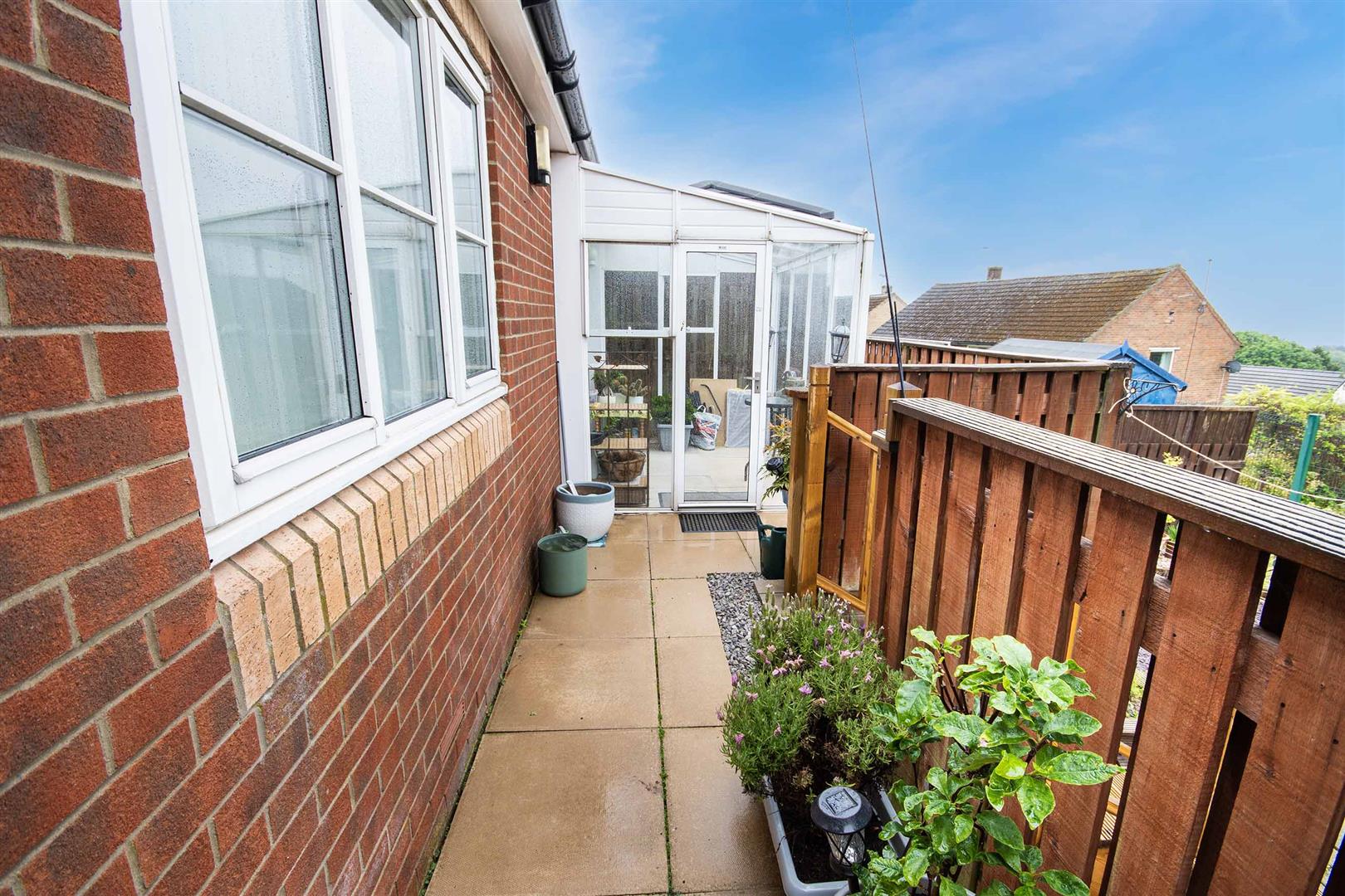 17, Aubrey Senior Way, Kimberworth, Rotherham, S61 1ED