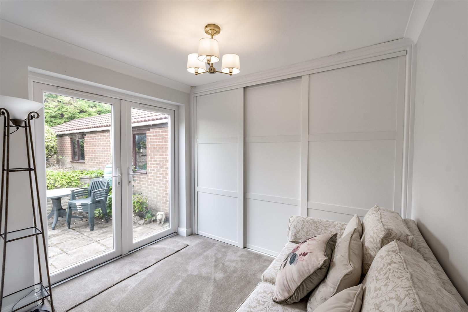 15, Moorhouse Close, Whiston, Rotherham, S60 4NN