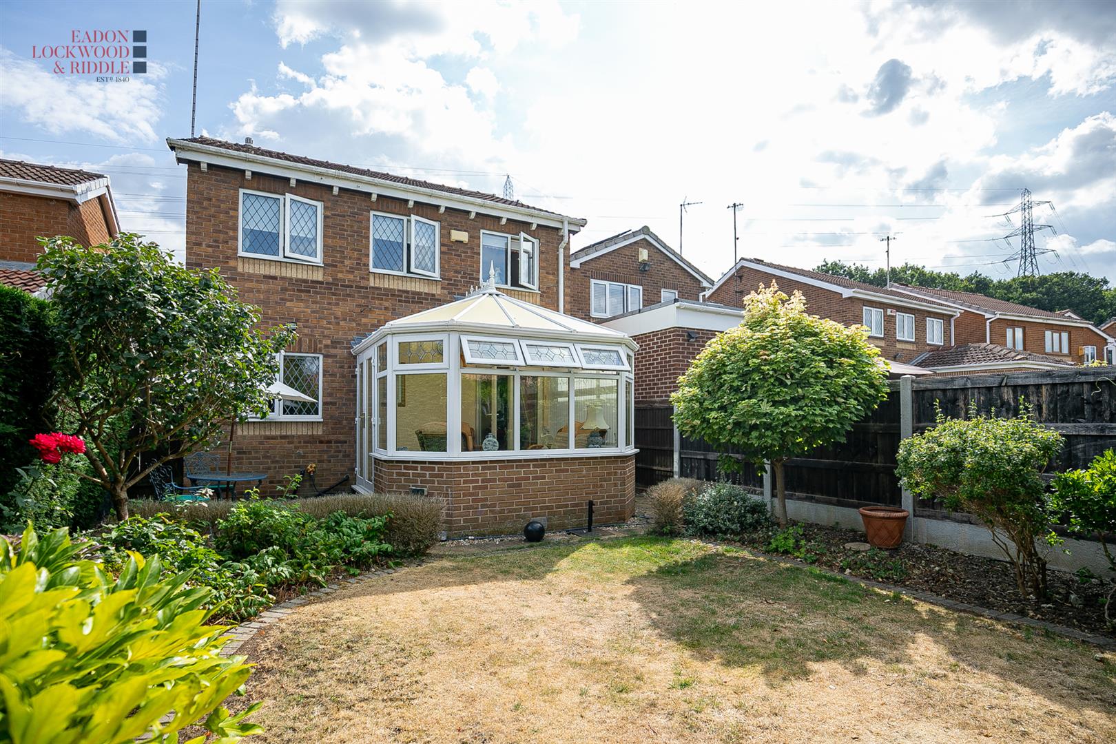 8, Whiston Vale, Whiston, Rotherham, S60 4JJ