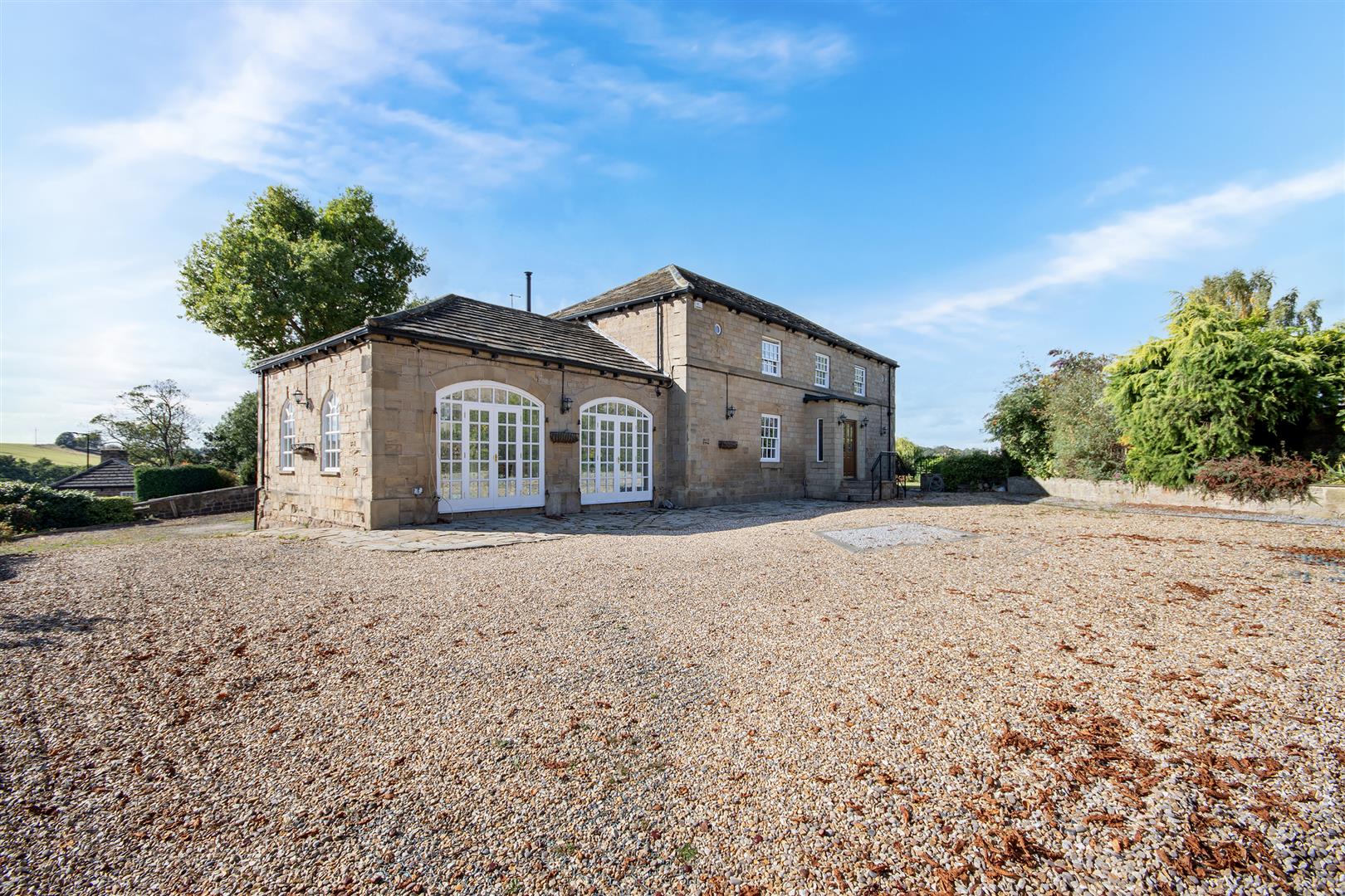 The Coach House, Doncaster Road, Hooton Roberts, Rotherham, S65 4PF
