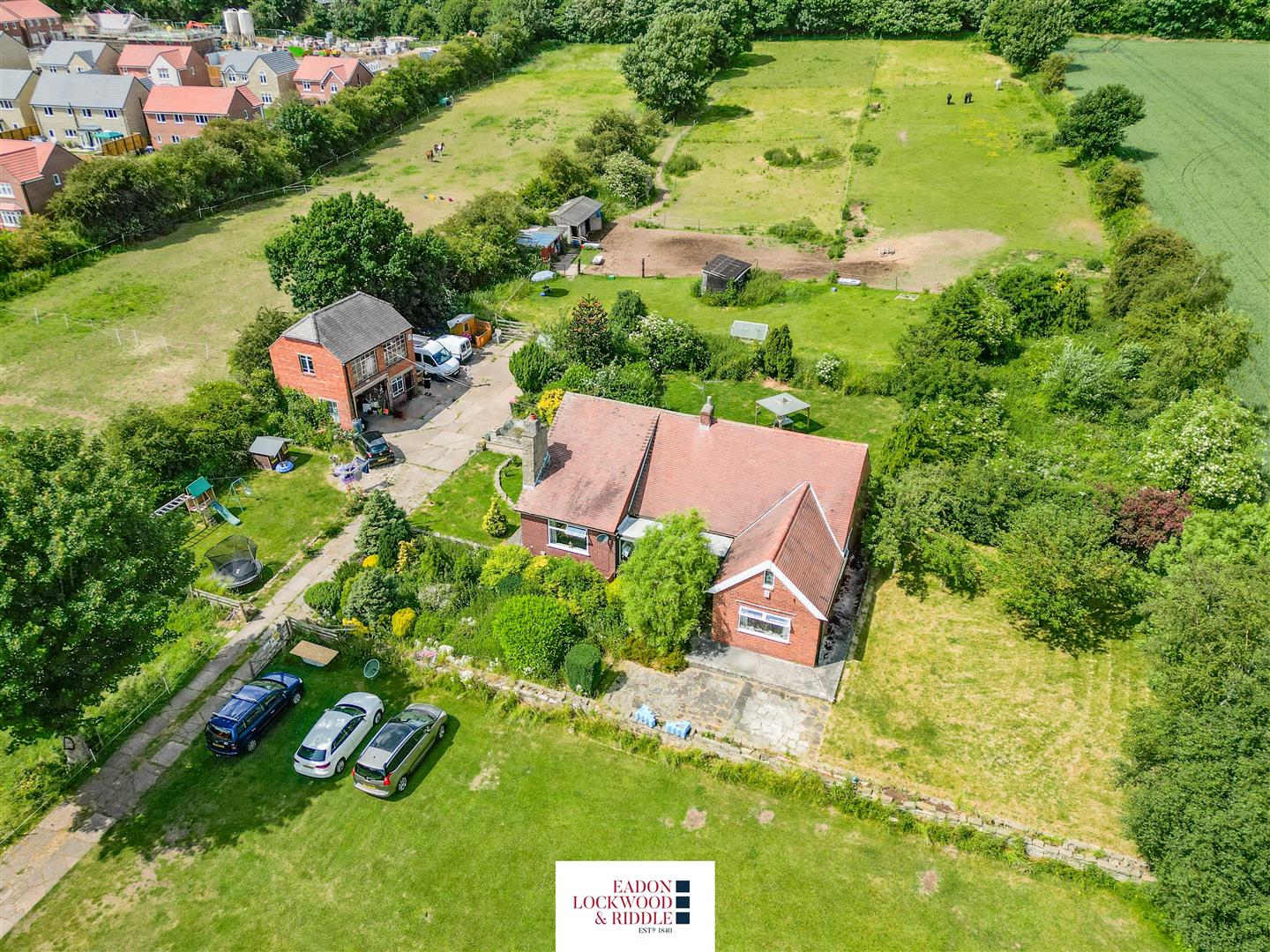 Woodside Bungalow, Second Lane, Wickersley, Rotherham, S66 1EE