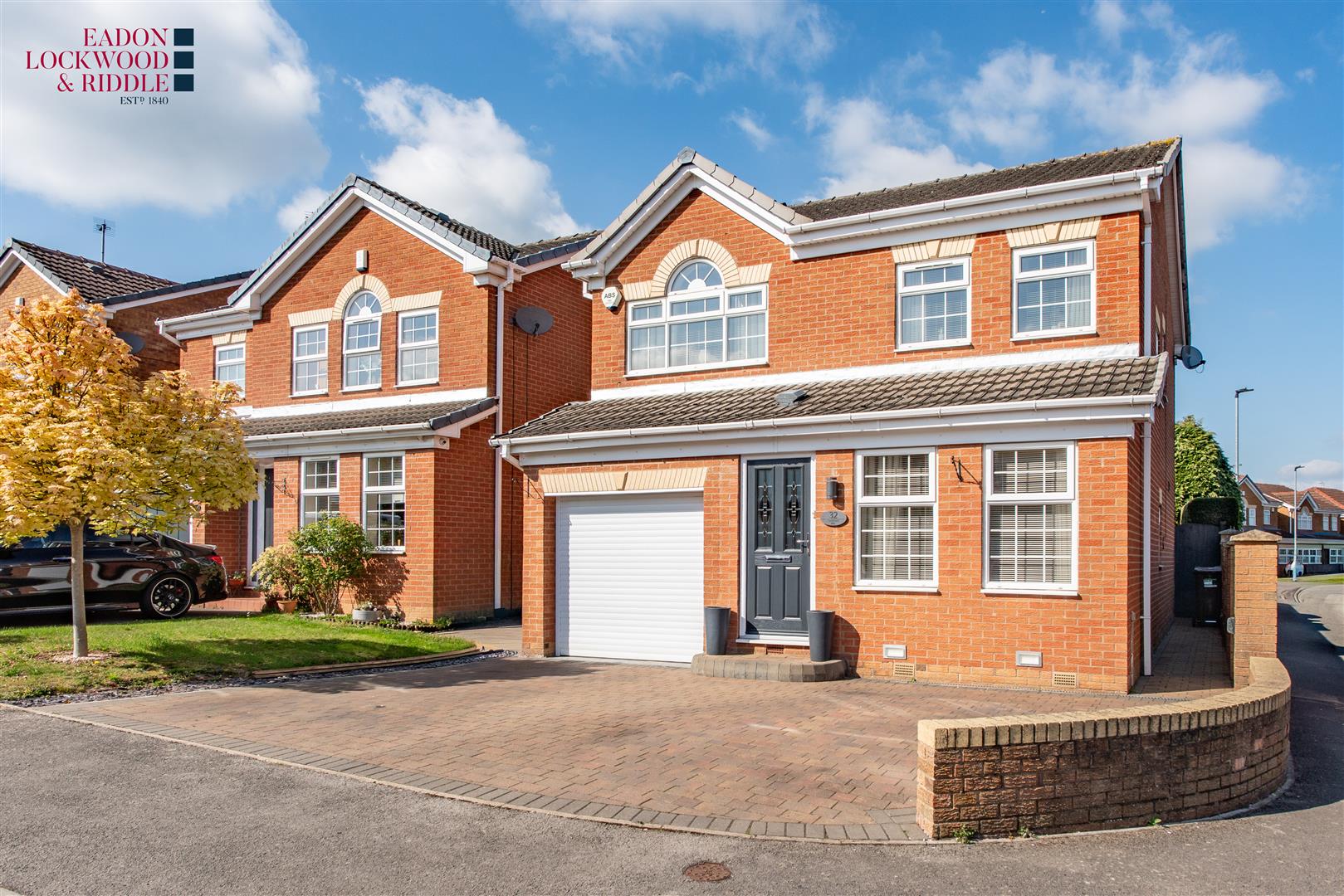 32, Stratford Way, Bramley, Rotherham, S66 1WN