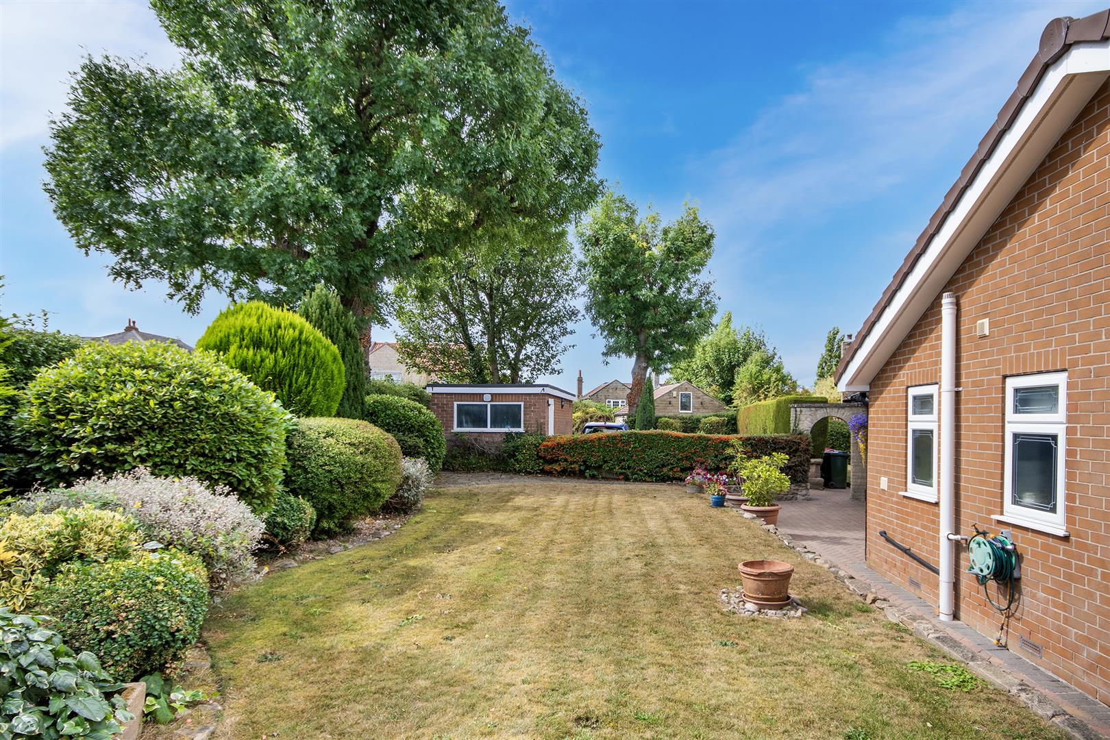 4, Garden Lane, Ravenfield, Rotherham, S65 4ND