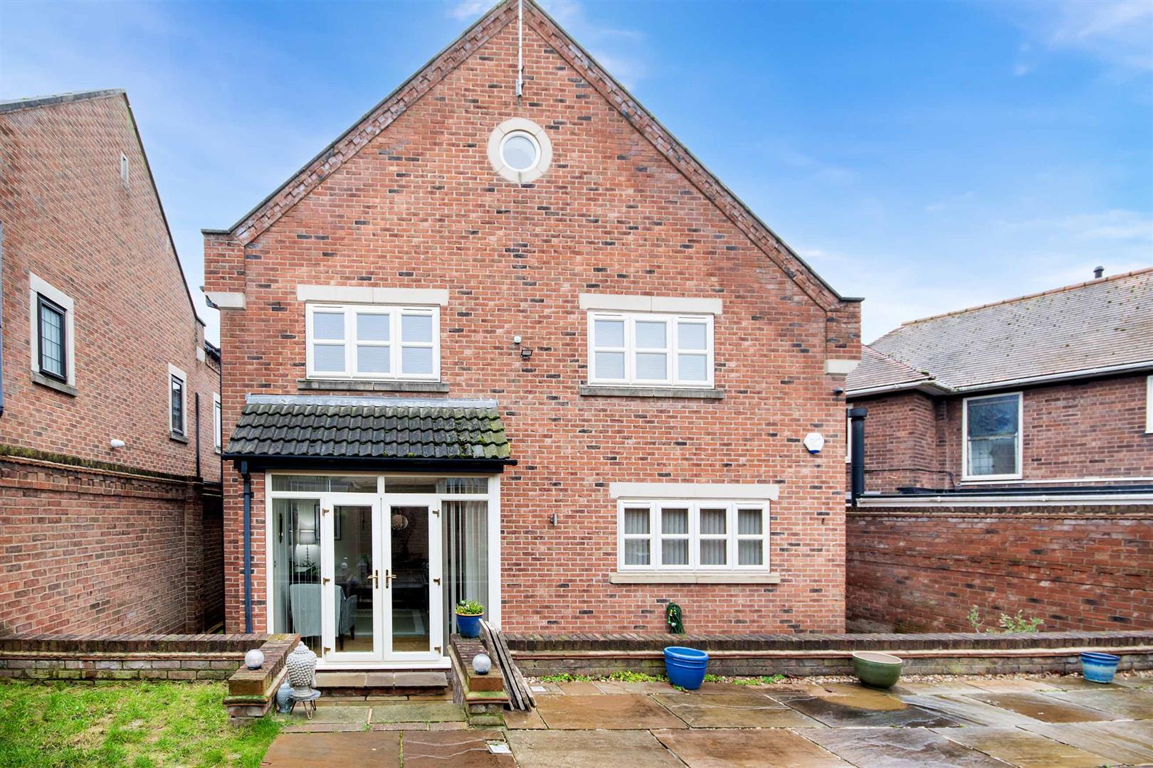 7, Doncaster Road, Braithwell, Rotherham, S66 7BB