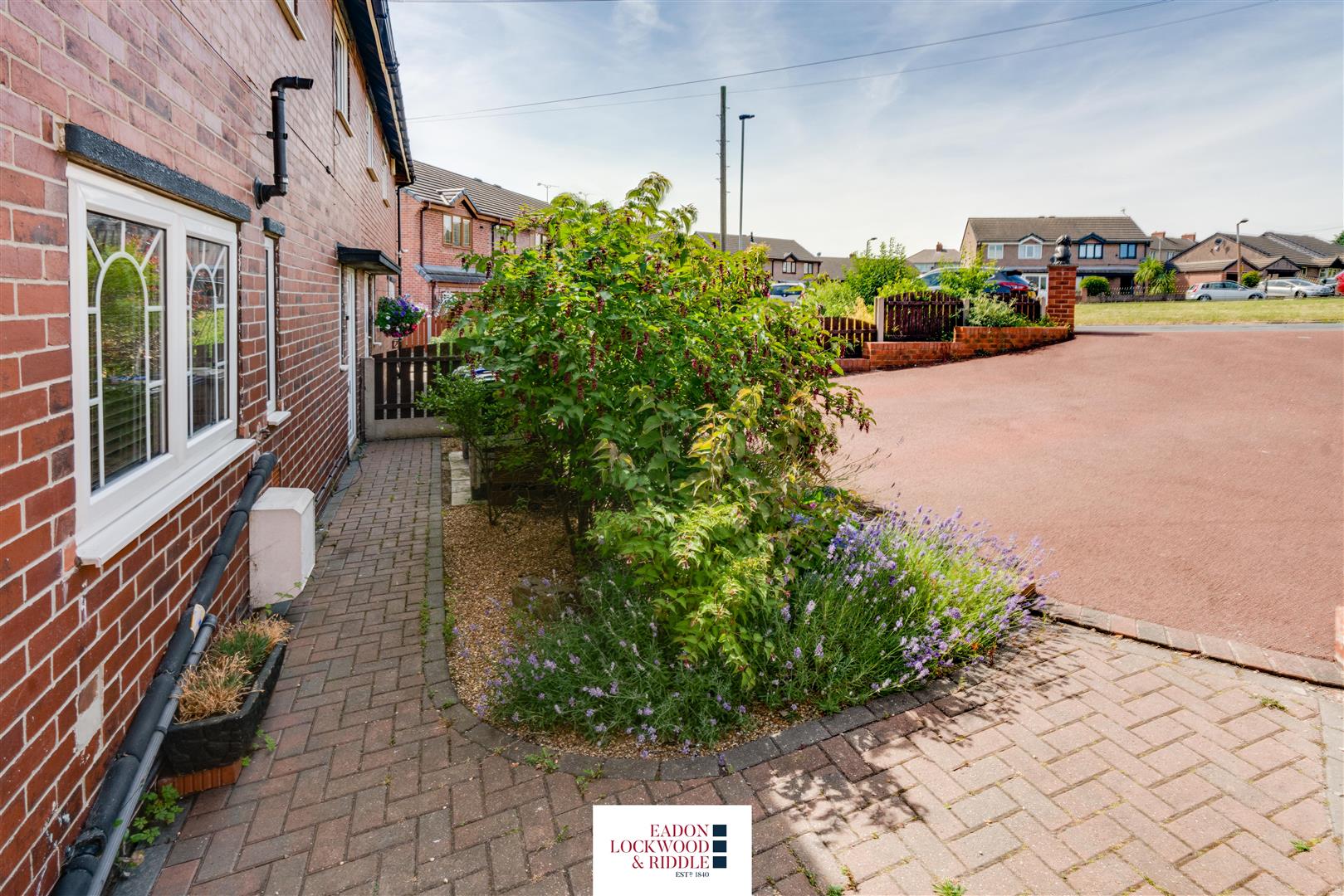 9, Lesmond Crescent, Little Houghton, Barnsley, S72 0EZ