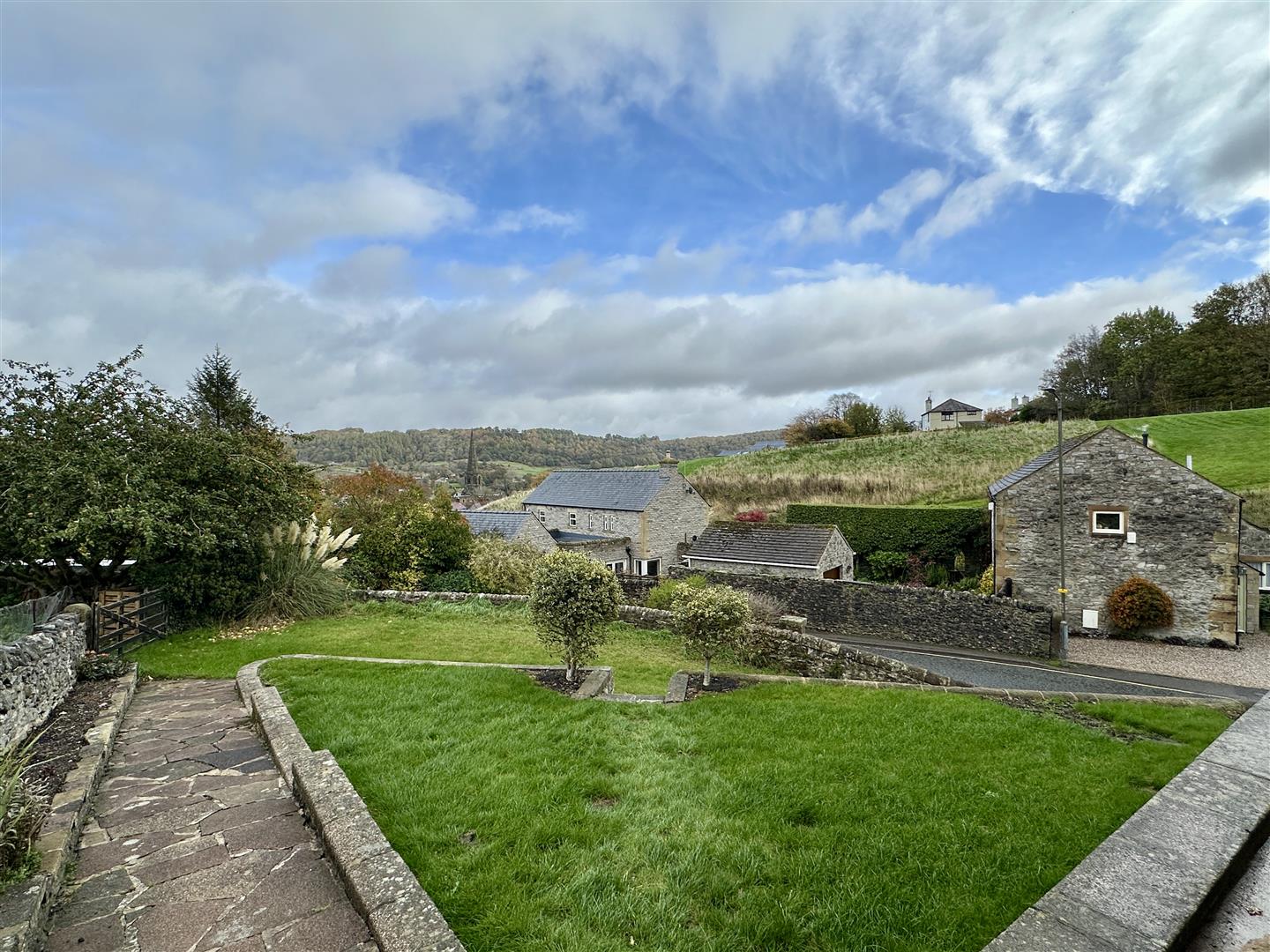 1 Pickford Villas, Monyash Road, Bakewell, DE45 1FG