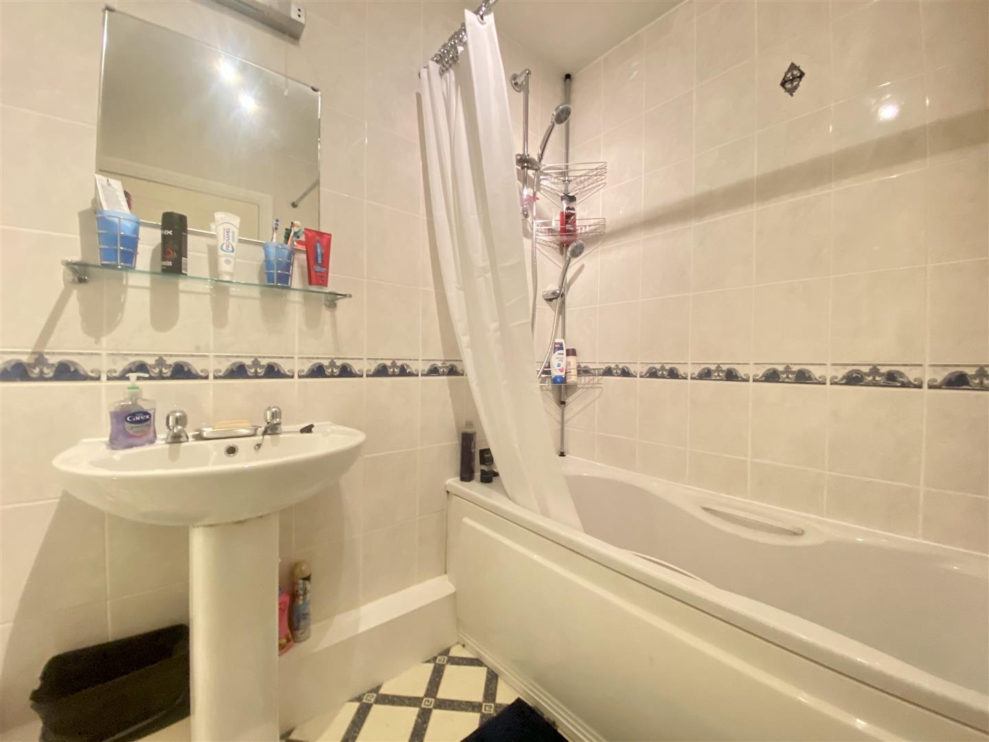 Flat 6, Fairfield Height, 274 Fulwood Road, Sheffield, S10 3BN