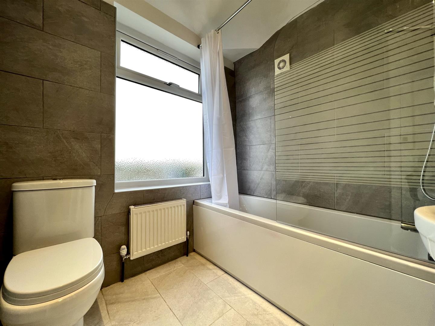 81, Dobbin Hill, Sheffield, S11 7JE