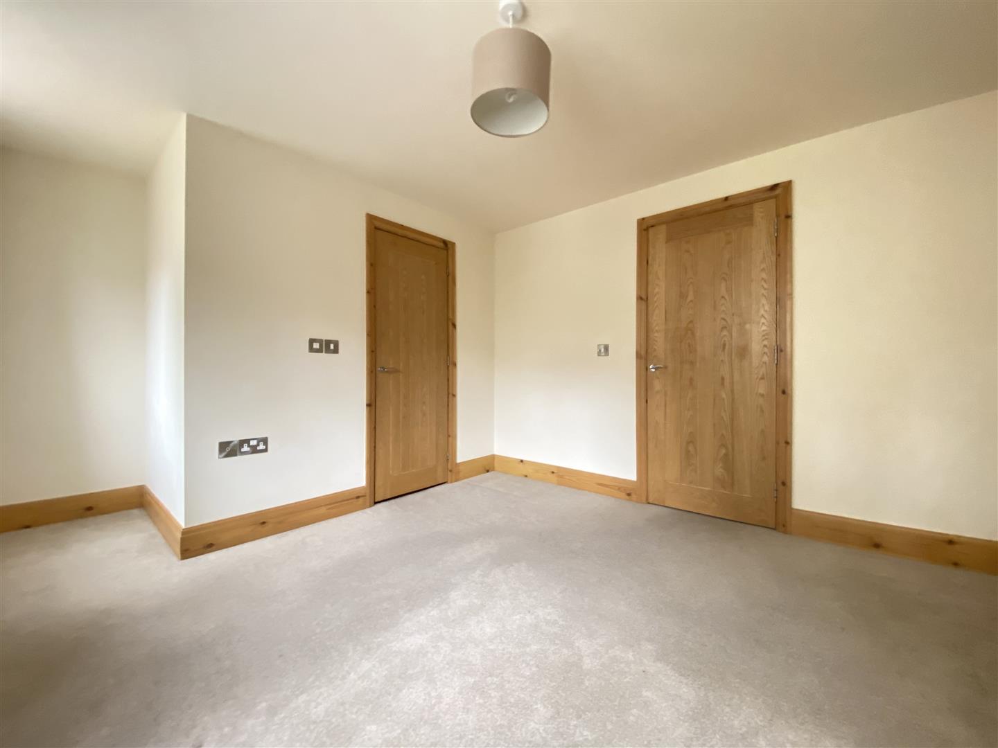 Bowlers Cottage, 2, Cross Daggers Cottages, Commercial Road, Tideswell Buxton, SK17 8NU