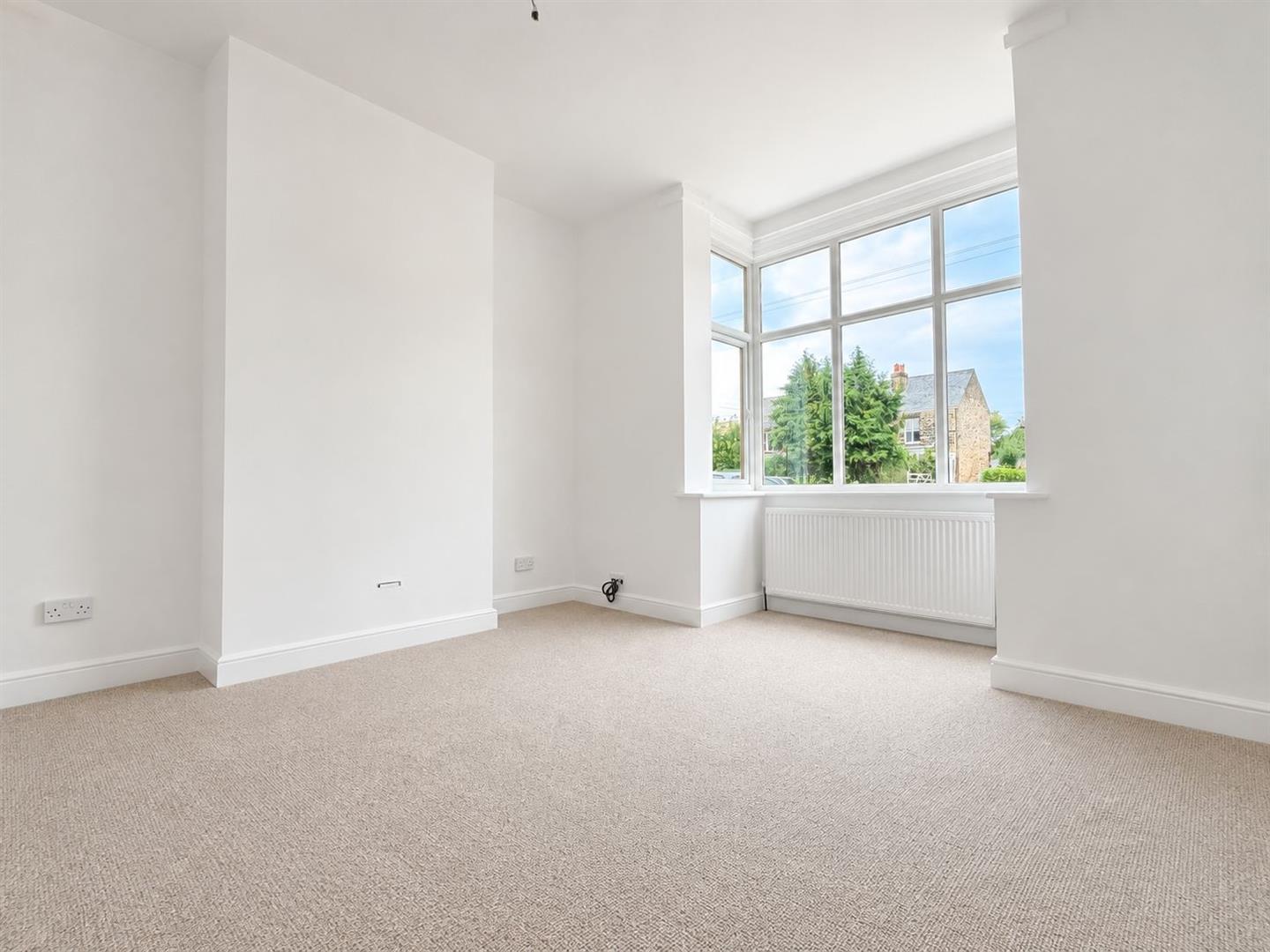 31, Castleton Road, Hope, Hope Valley, S33 6SB