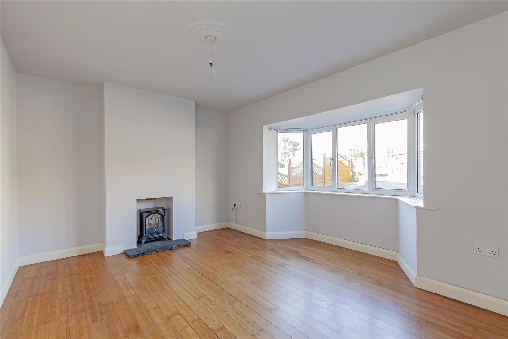 28, Pinfold Road, Tideswell, Buxton, Derbyshire, SK17 8PN
