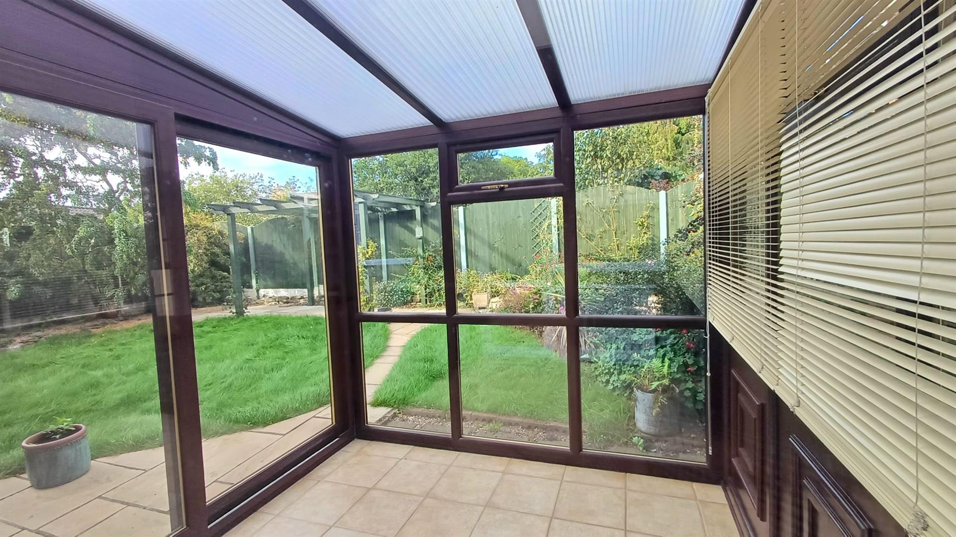 16, Lancaster Crescent, Tickhill, Doncaster, DN11 9PX