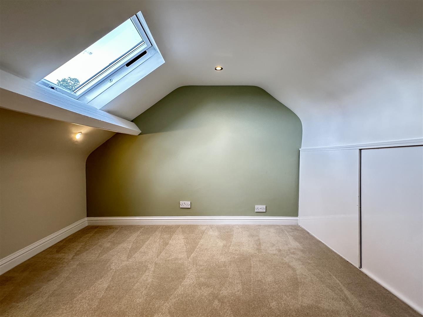 Greystones Cottage, High Street, Stoney Middleton, Hope Valley, S32 4TL