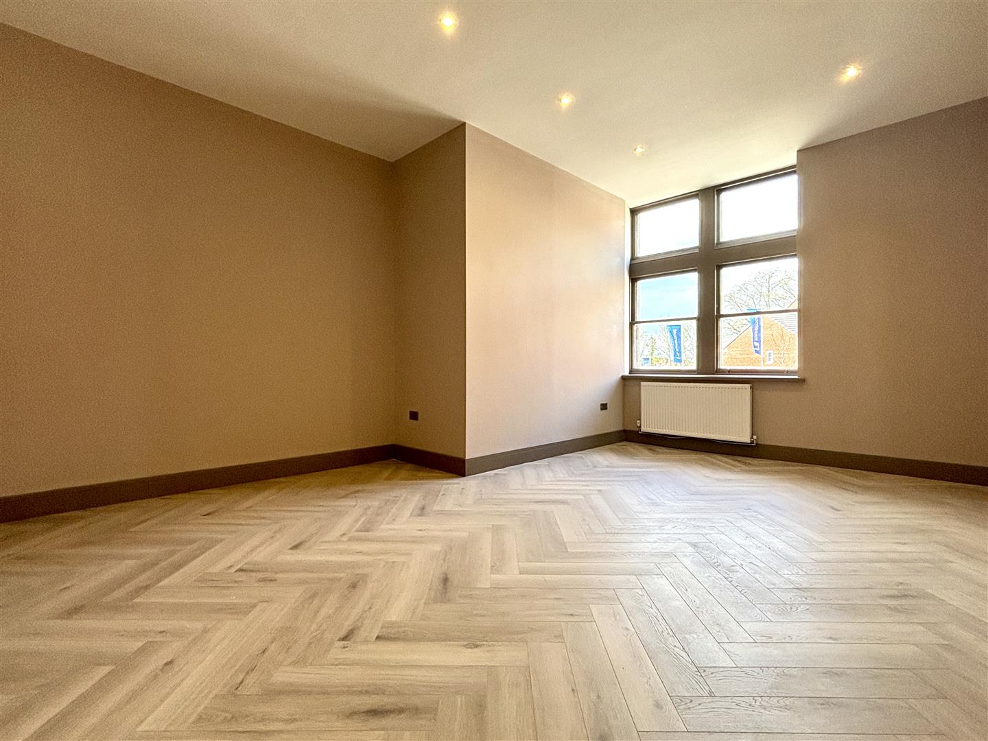 Apartment 3, Sitwell House, Coach House Lane, Moorgate, Rotherham, S60 3FP