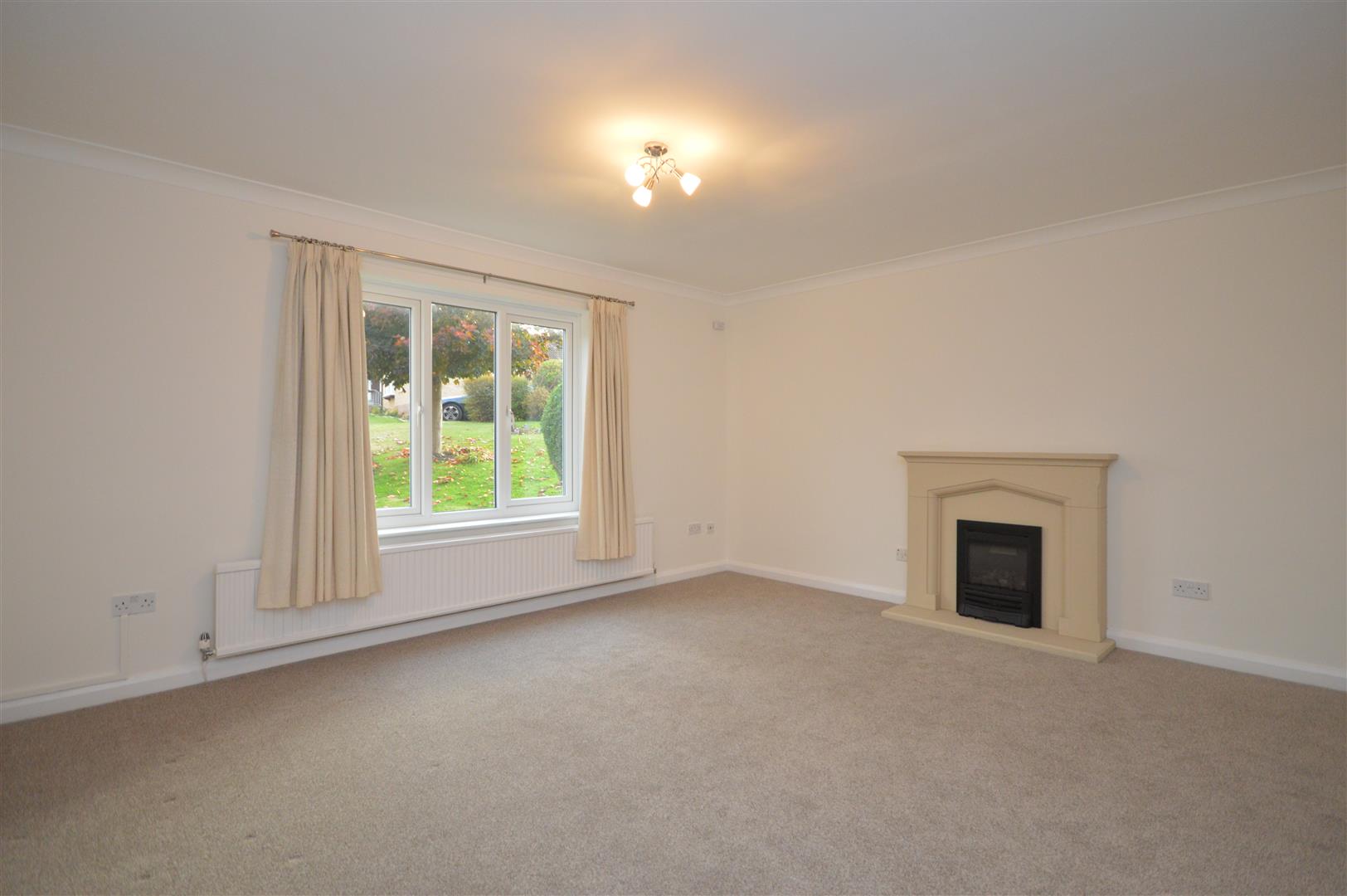 32, Ryefield Gardens, Sheffield, S11 9UD