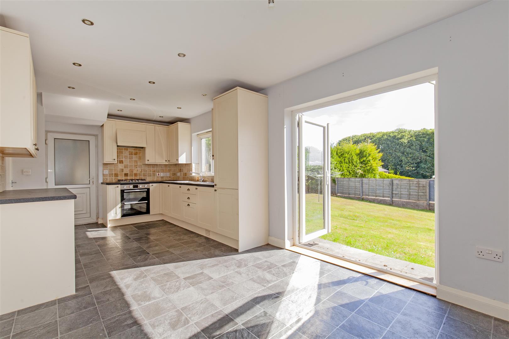 28, Pinfold Road, Tideswell, Buxton, Derbyshire, SK17 8PN