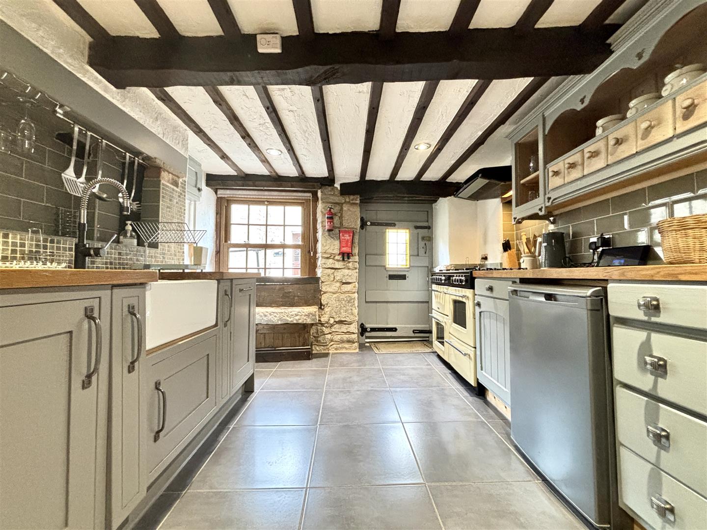 Corner Cottage, The Nook, Stoney Middleton, Hope Valley, S32 4TU