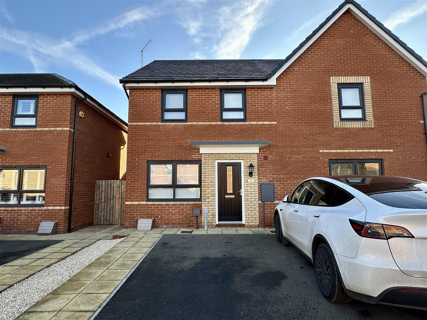 25, Autumn Fields, Waverley, Rotherham, S60 8DN