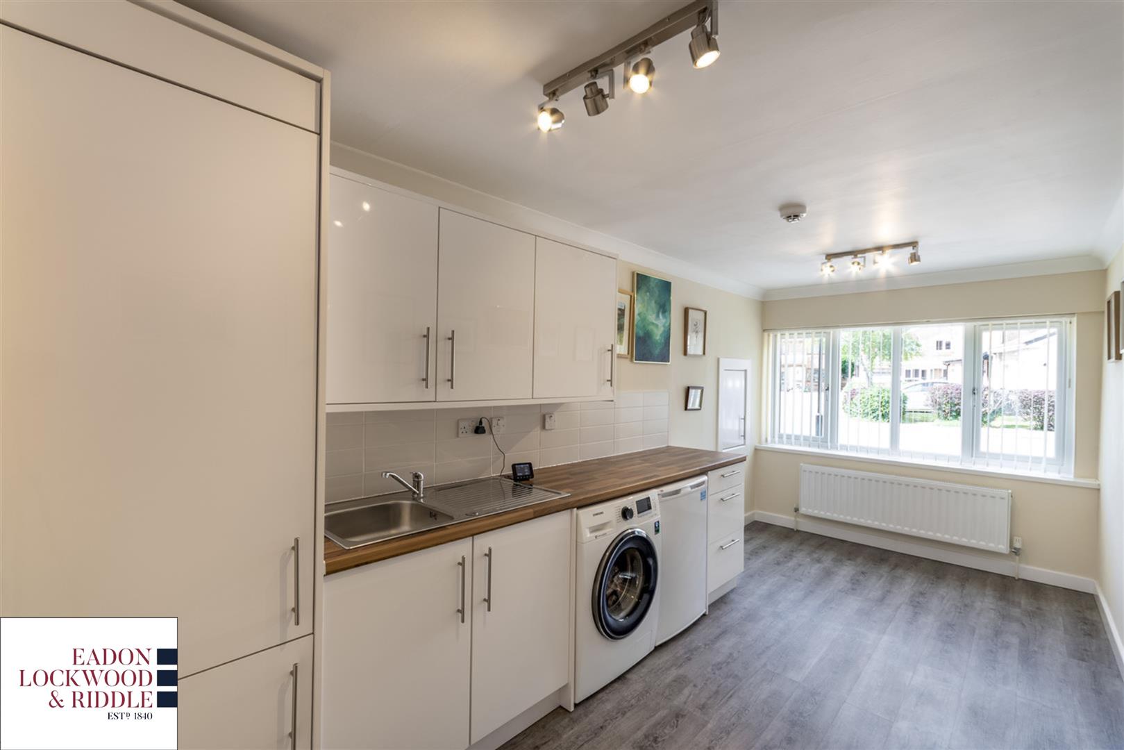 11, Wheatfield Drive, Tickhill, Doncaster, DN11 9US