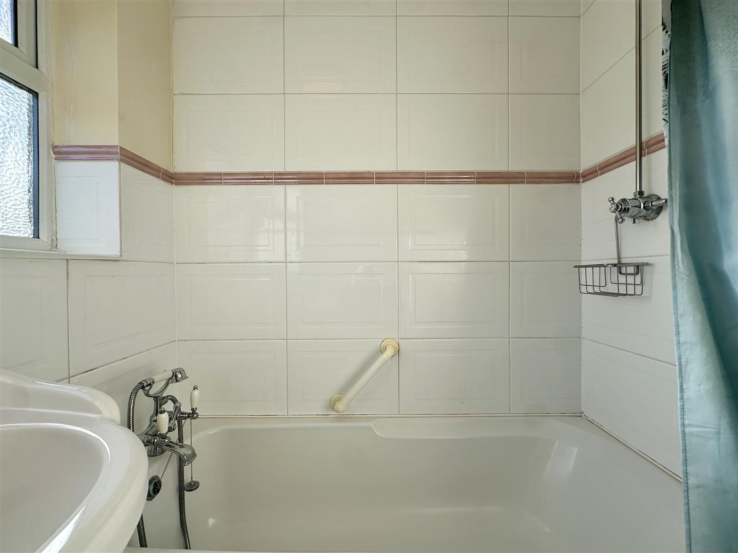 34, Leyfield Road, Dore, Sheffield, S17 3EE