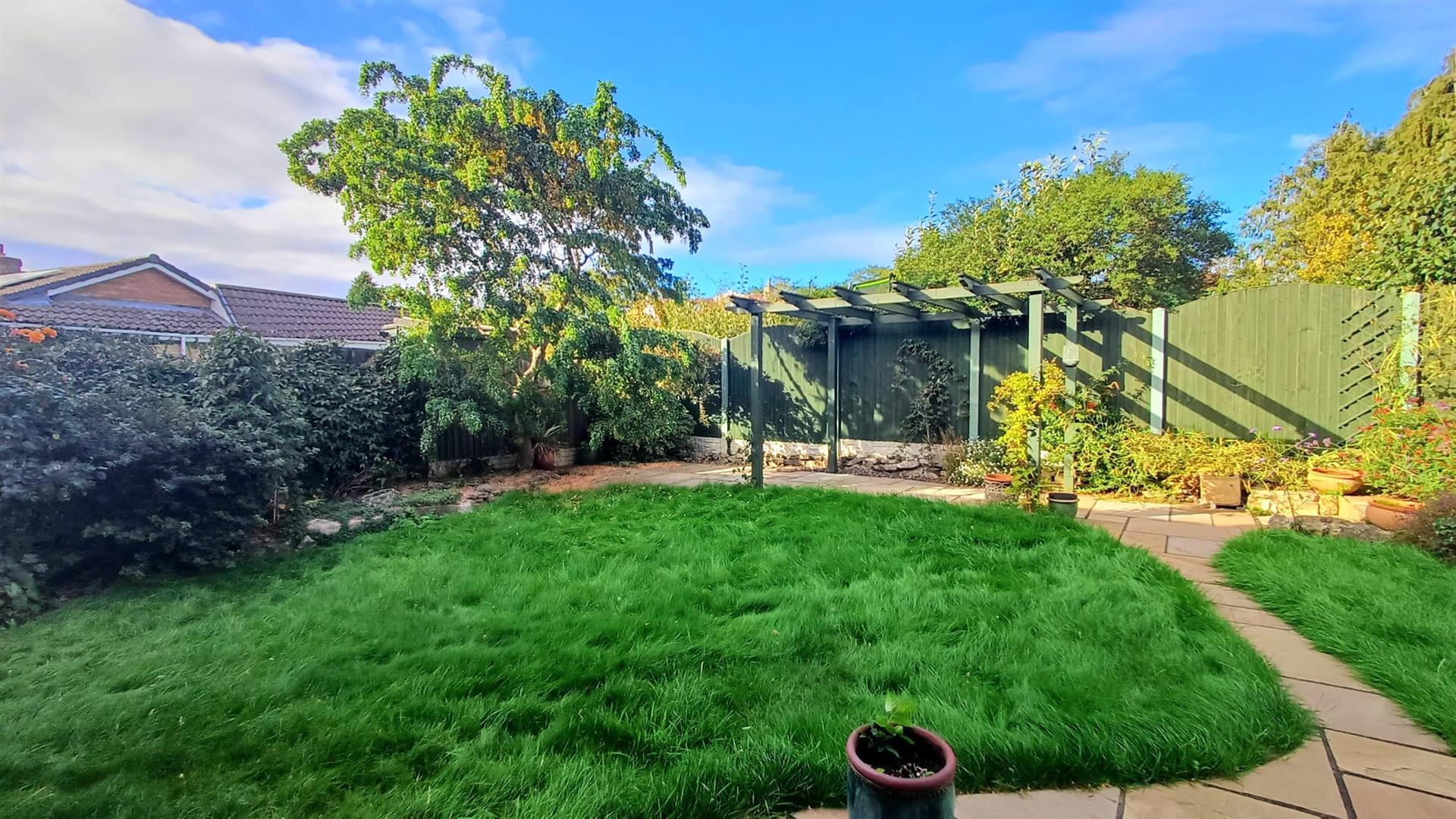 16, Lancaster Crescent, Tickhill, Doncaster, DN11 9PX