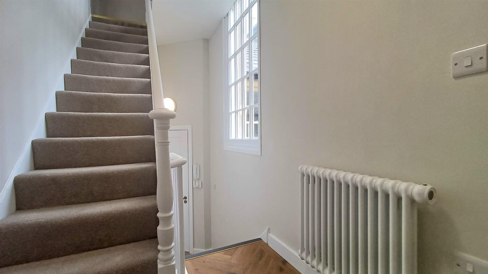 Flat 1 36, Matlock Street, Bakewell, DE45 1EE