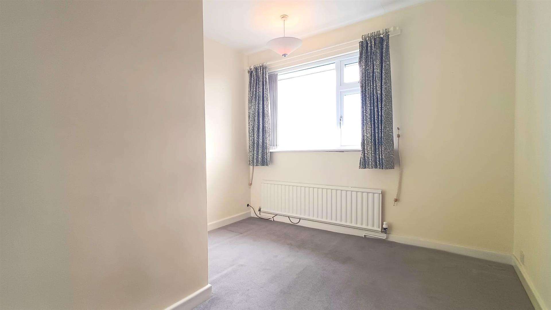 16, Lancaster Crescent, Tickhill, Doncaster, DN11 9PX
