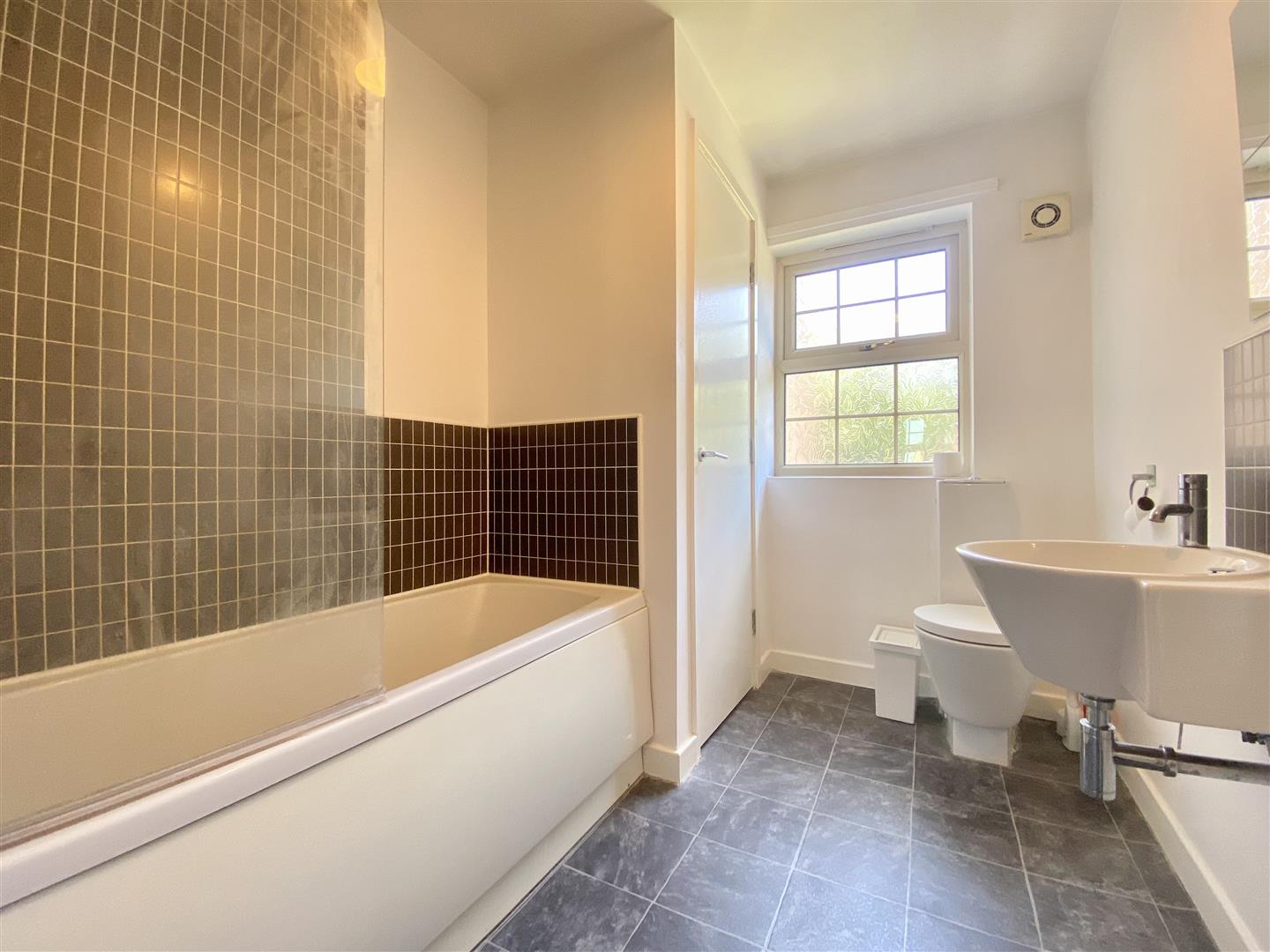 35, Farnley Road, Woodfield Plantation, Doncaster, DN4 8TP