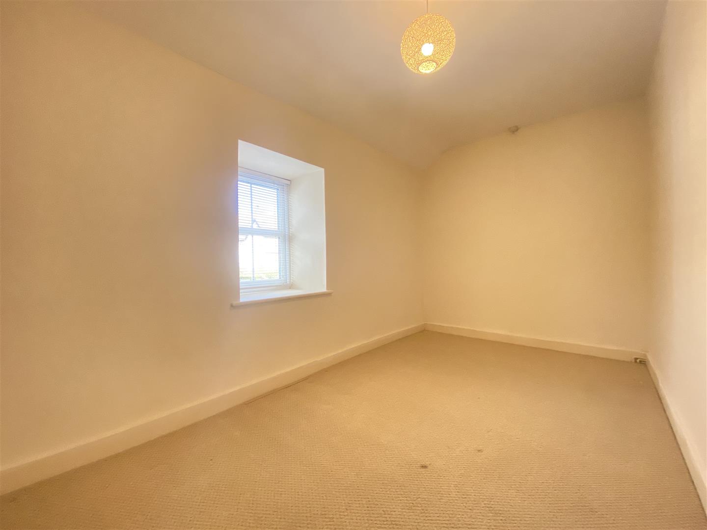 1 Rambler Cottage, Edale Road, Hope, S33 6ZF