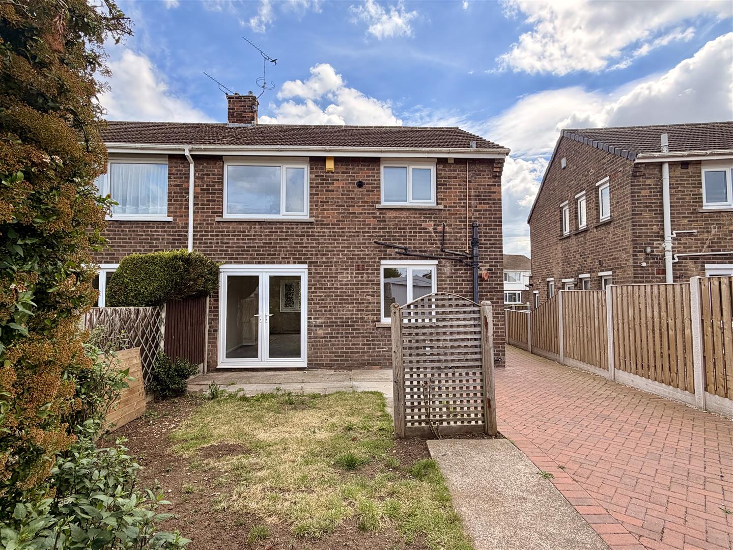 25, Vine Road, Tickhill, DN11 9EL