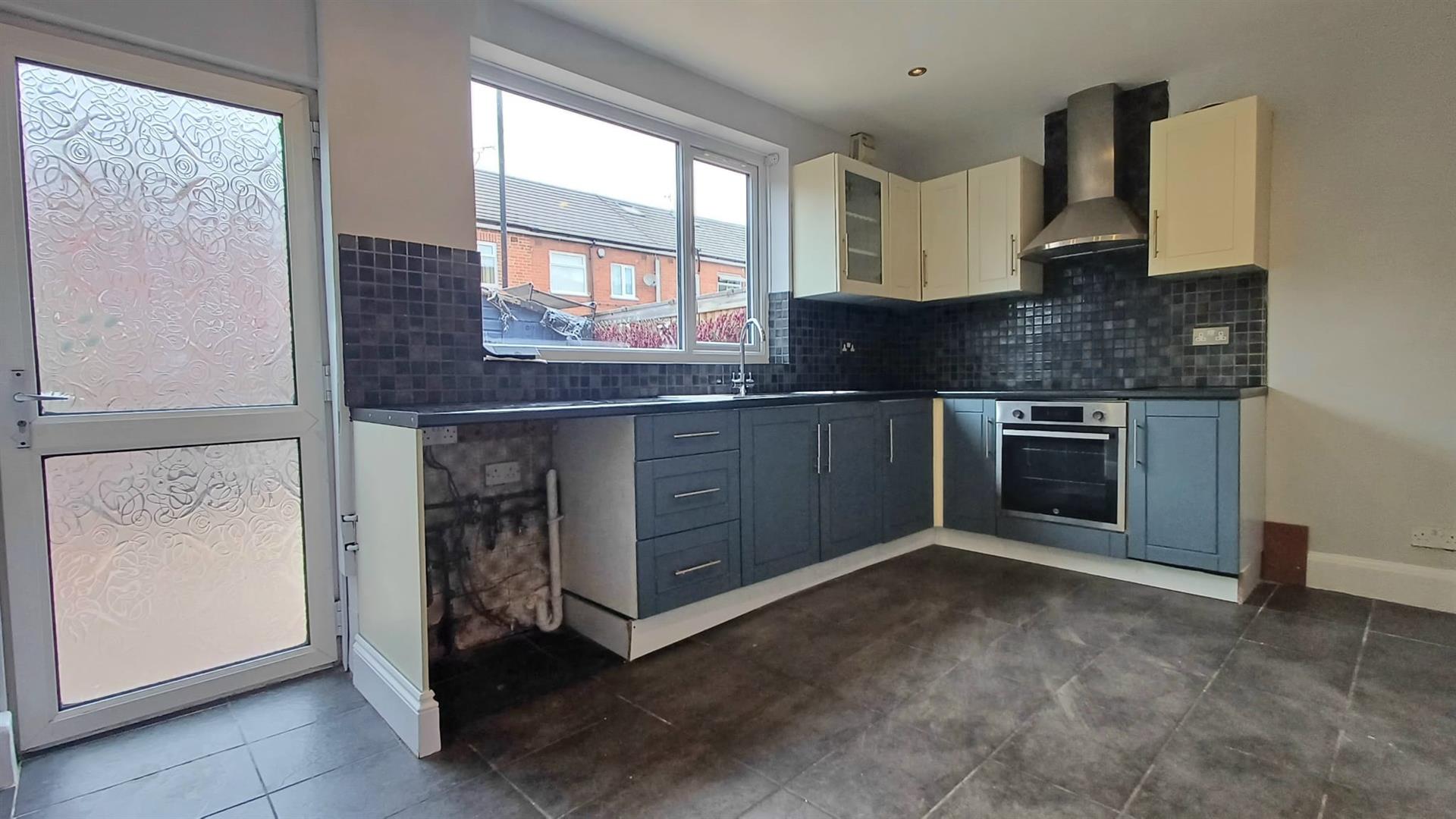 63, Grove Avenue, Doncaster, DN5 9BA