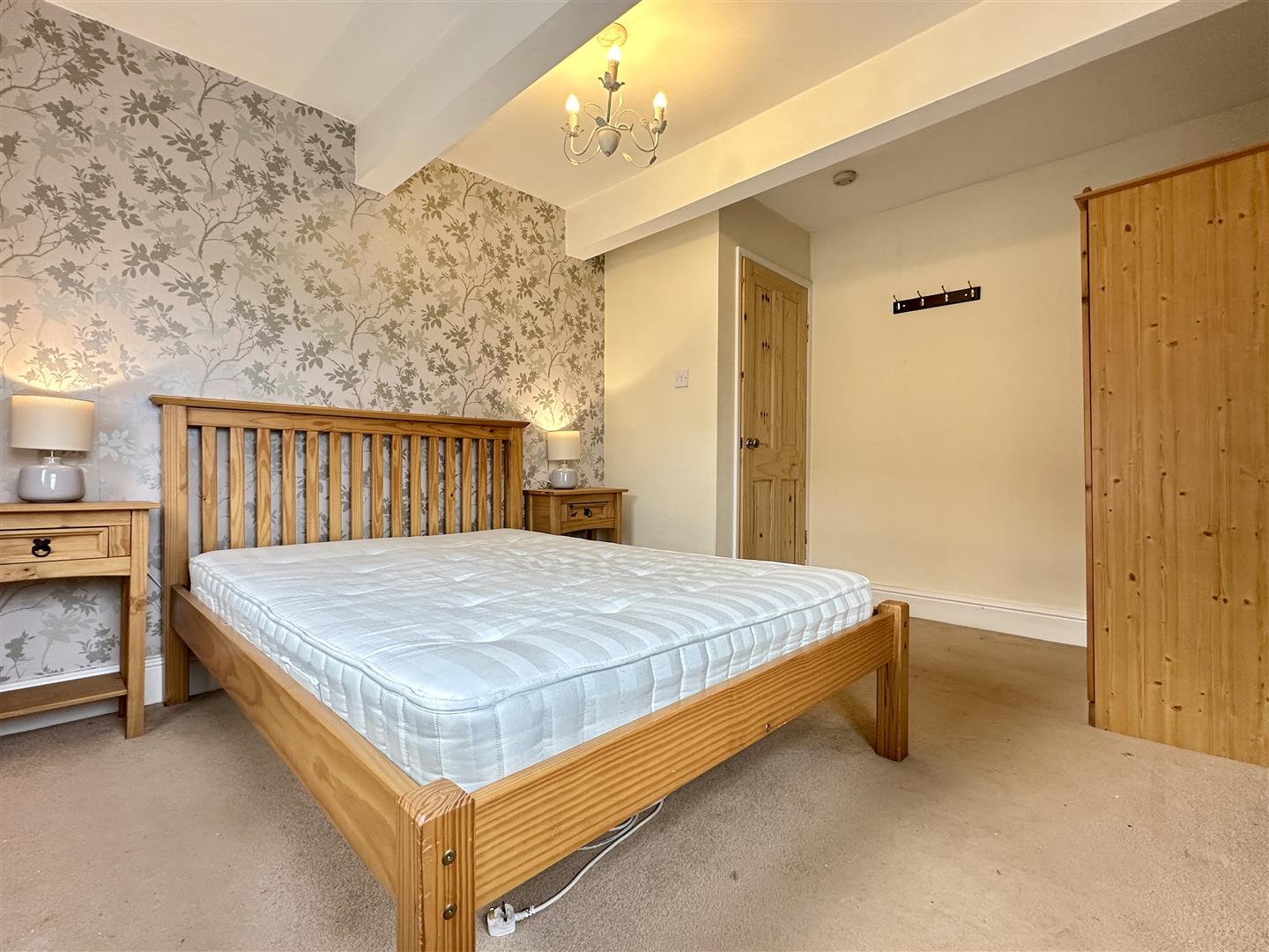 Flat 1, 7, Buxton Road, Bakewell, DE45 1DA