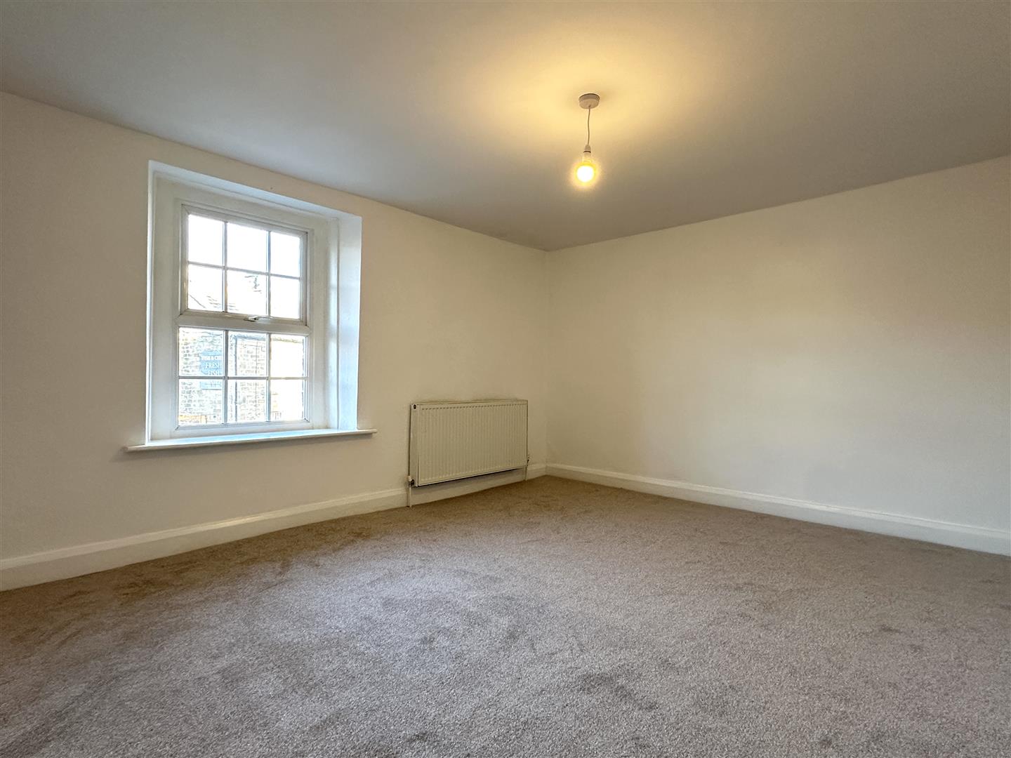 1 Chapel Cottages, Main Road, Hathersage, Hope Valley, S32 1BB