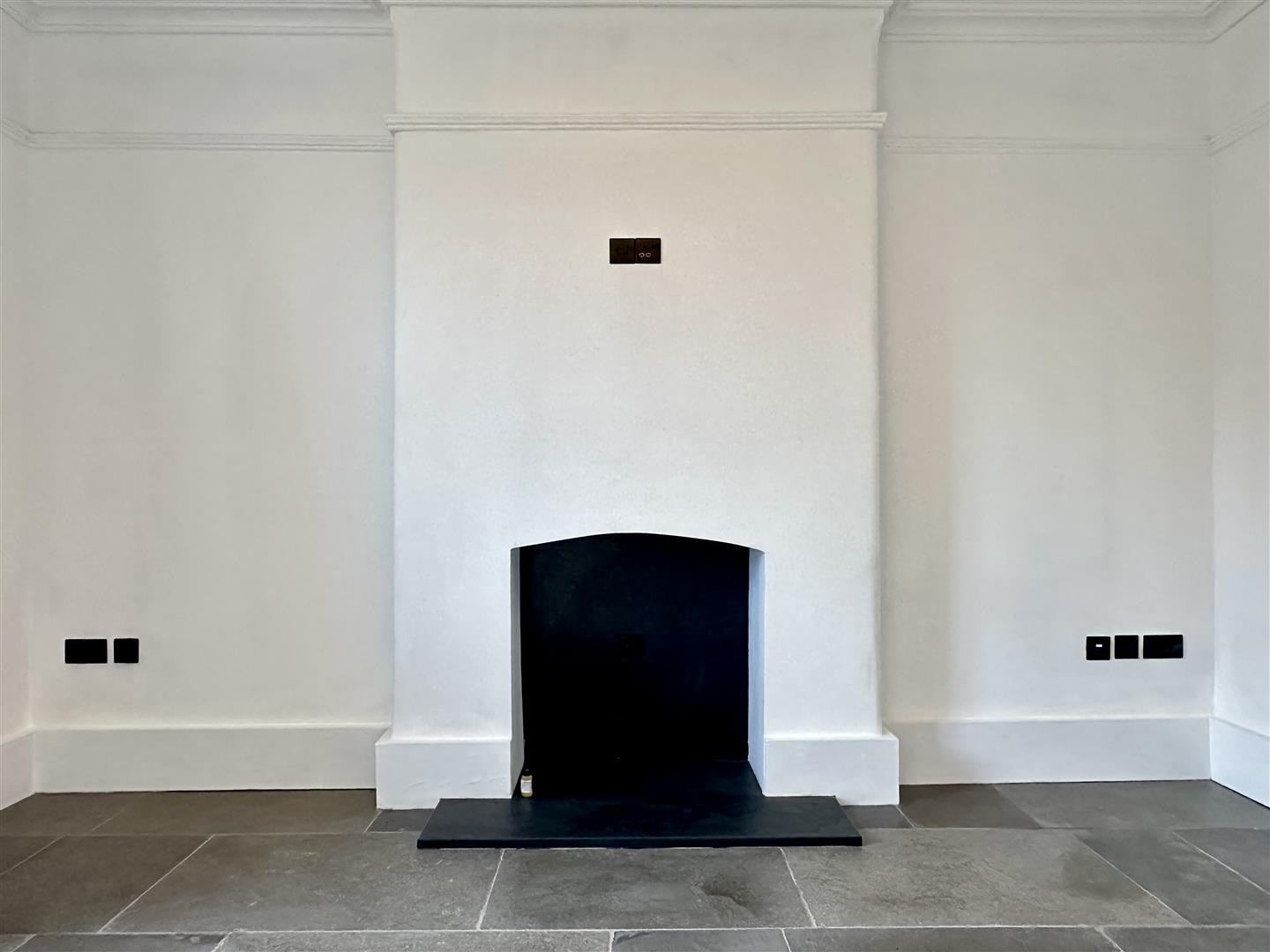 1 Pickford Villas, Monyash Road, Bakewell, DE45 1FG