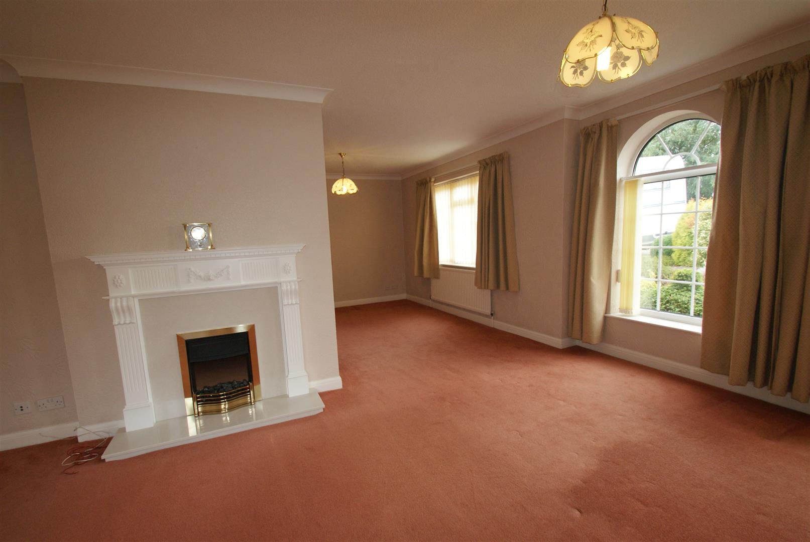 35, Meadow Drive, Tickhill, Doncaster, DN11 9ET