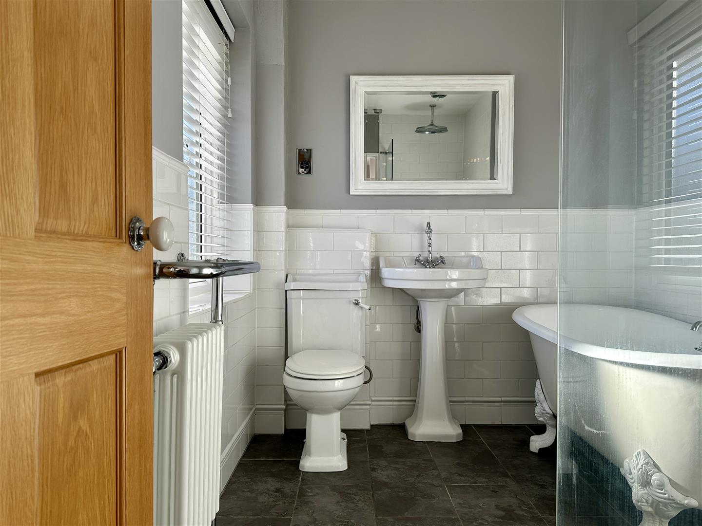 24, Brookfields, Calver, S32 3XB