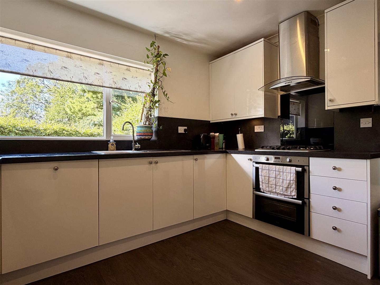 35, Devonshire Road, Dore, Sheffield, S17 3NT