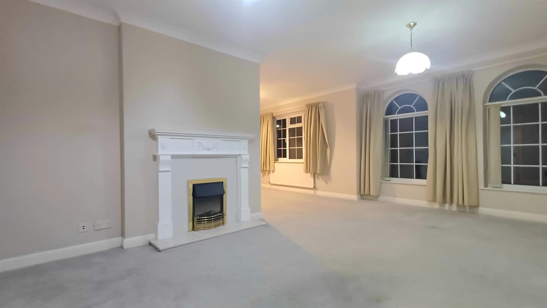 35, Meadow Drive, Tickhill, Doncaster, DN11 9ET