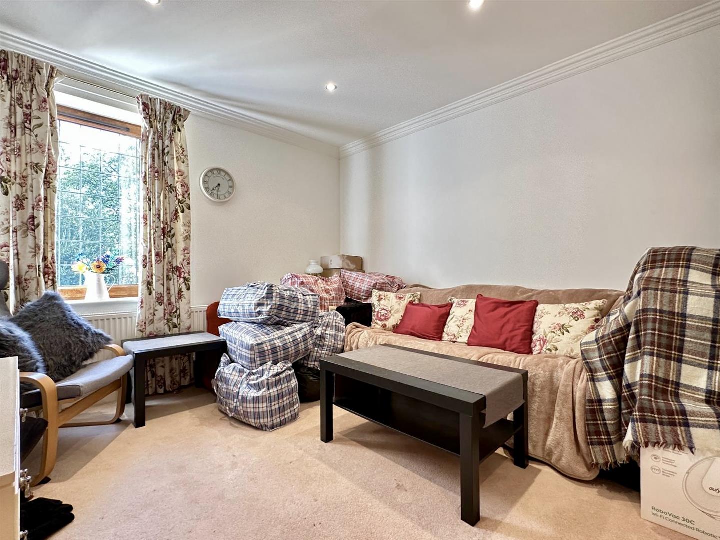 Flat 9, 249, Millhouses Lane, Sheffield, S11 9JS