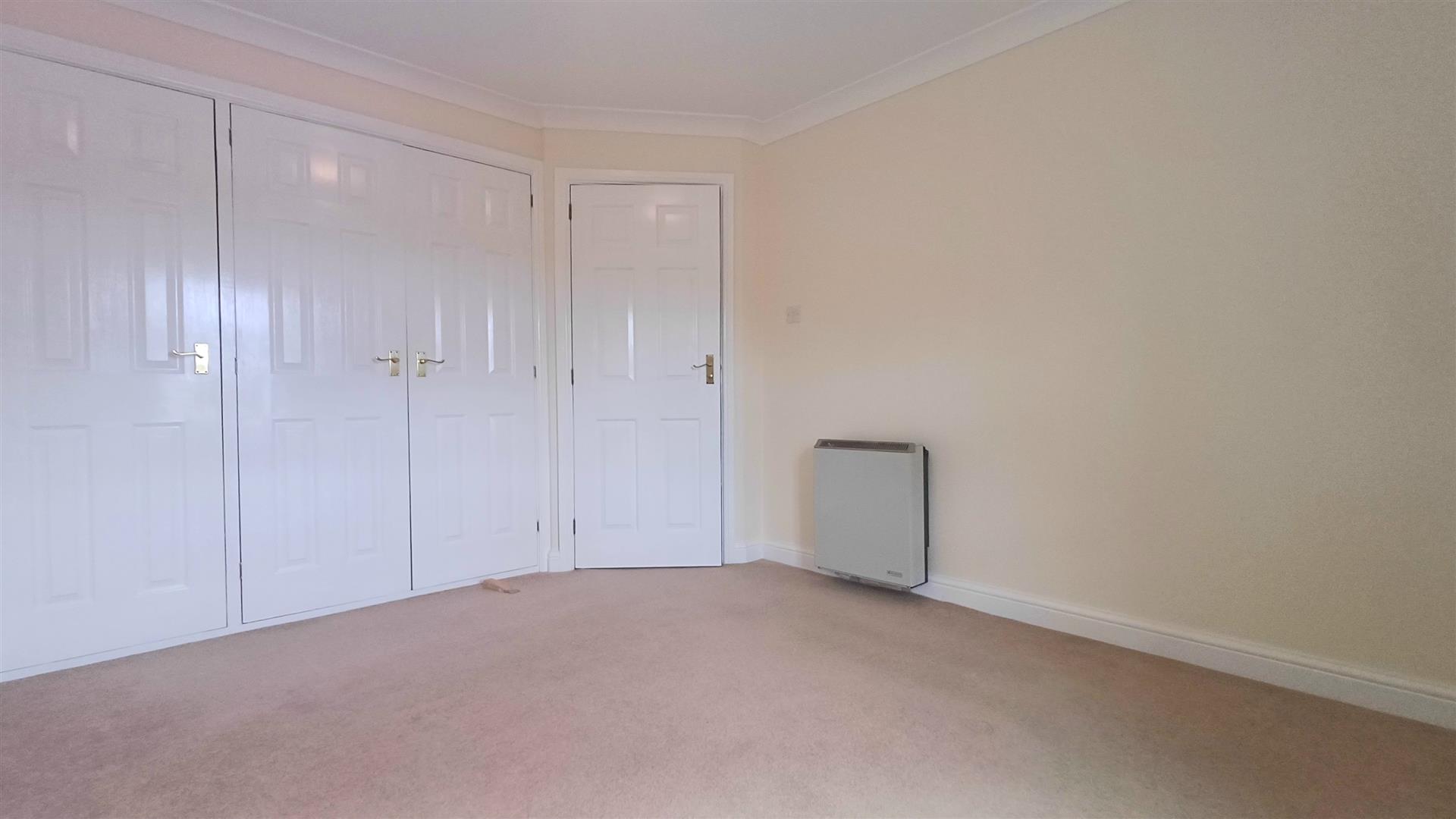 Flat 4, Orme Court, Granby Road, Bakewell, DE45 1ES