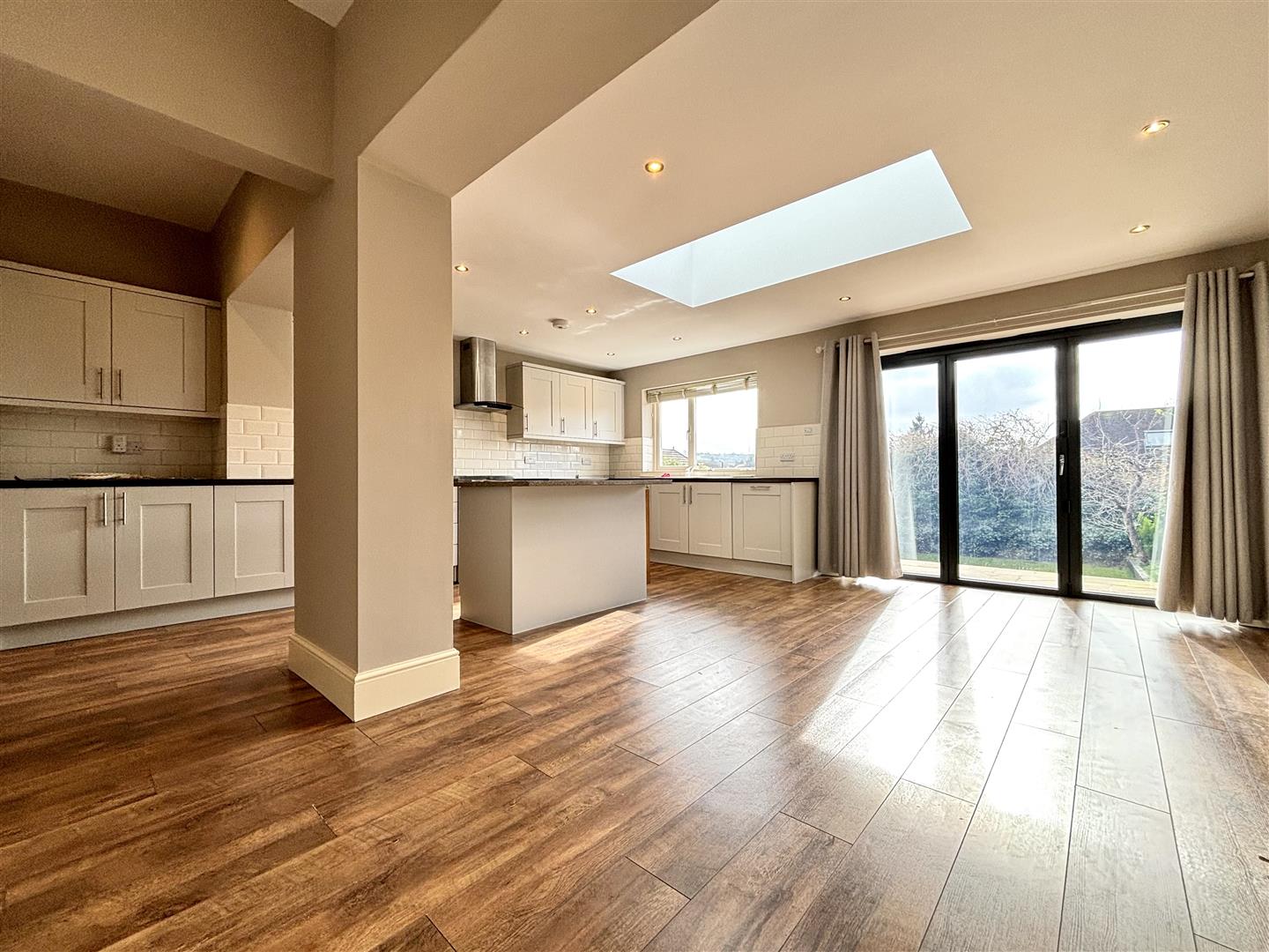 8, Stonecroft Road, Sheffield, S17 4DE