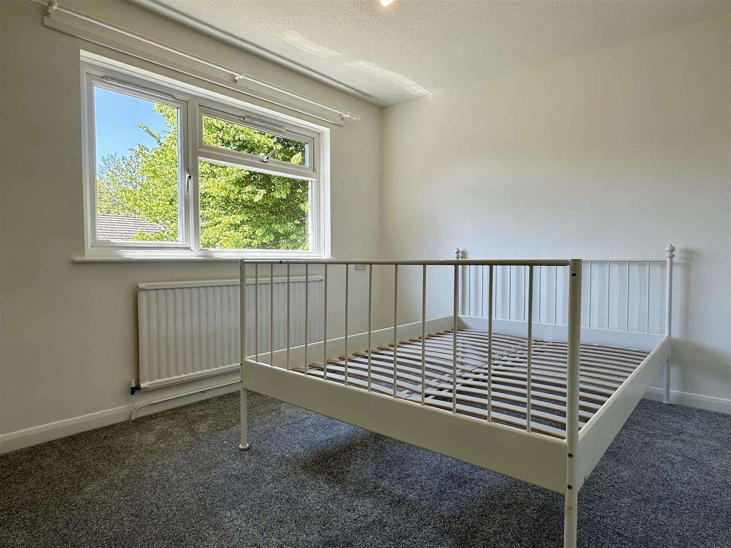 27, The Crofts, Hathersage, Hope Valley, S32 1DG