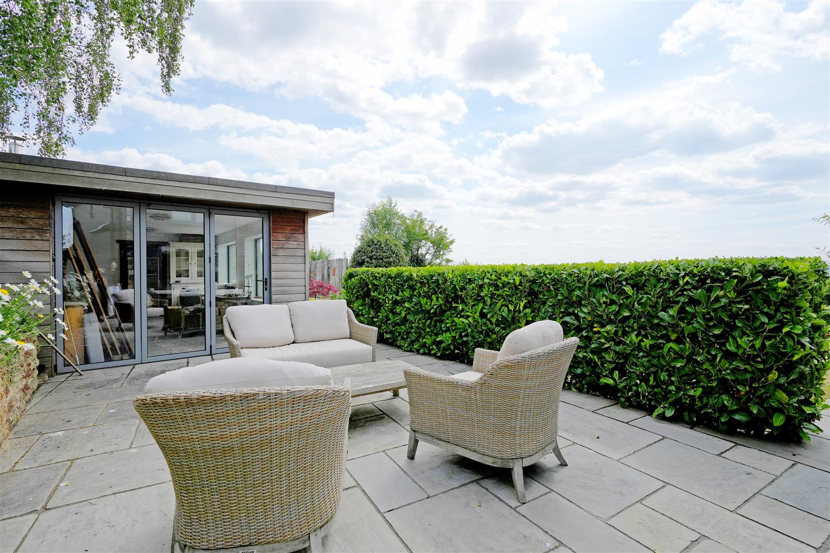 Rowan, Sledgate Lane, Wickersley, Rotherham, S66 1AN