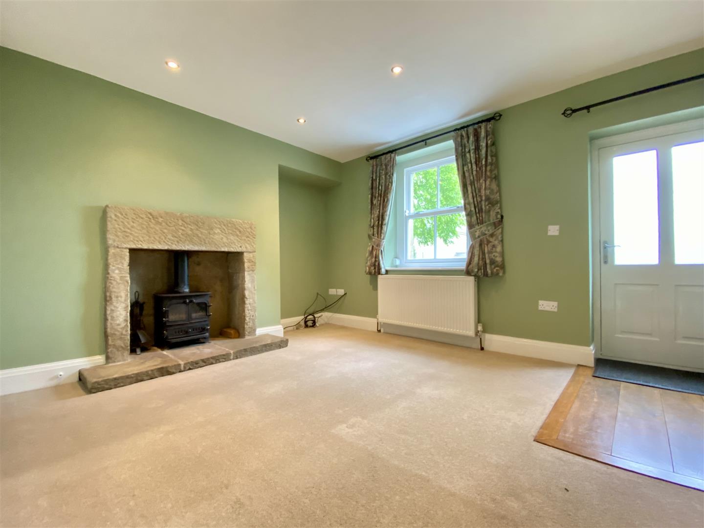 1, Burch Place, Eyam, Hope Valley, S32 5QE
