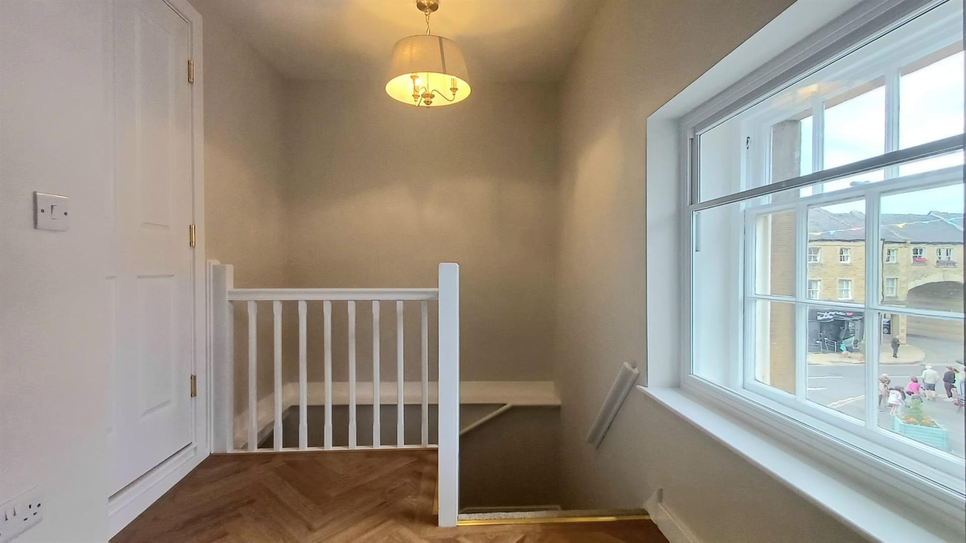 Flat 2, 36, Matlock Street, Bakewell, DE45 1EE