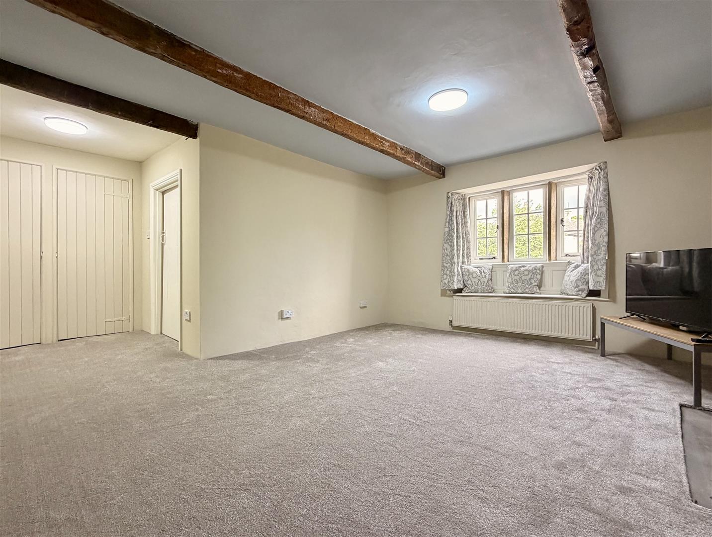 Madeira House, Commercial Road, Tideswell, Buxton, SK17 8NU