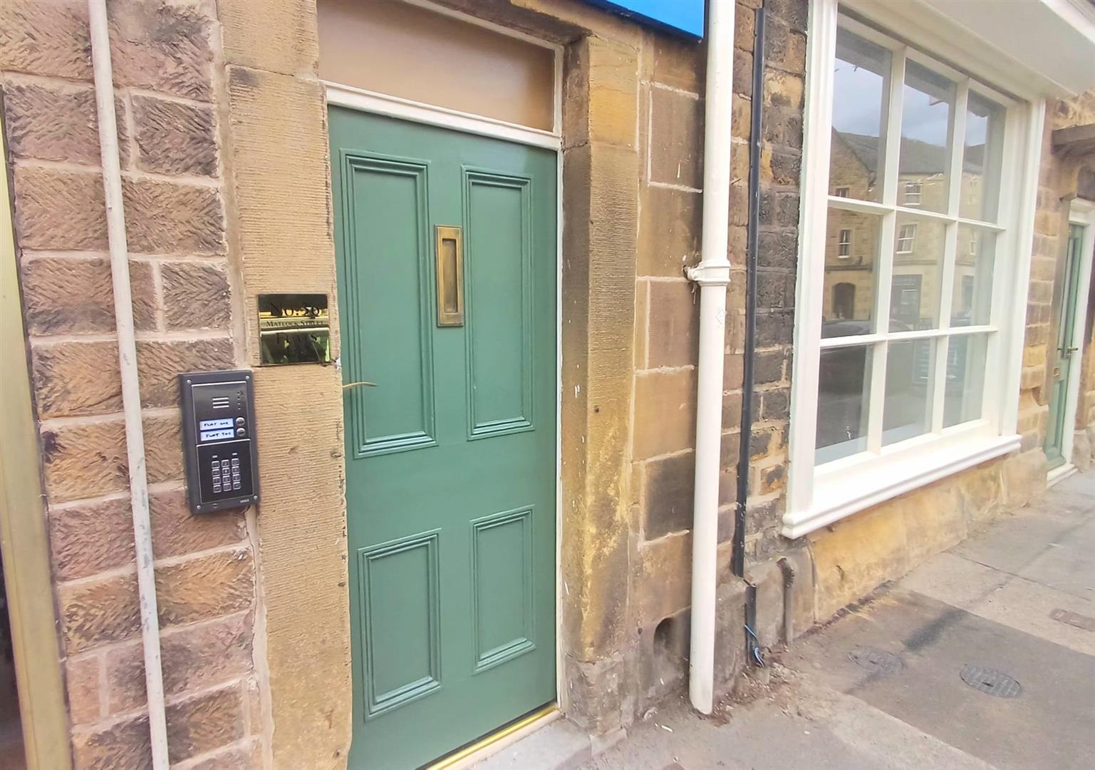 Flat 2, 36, Matlock Street, Bakewell, DE45 1EE