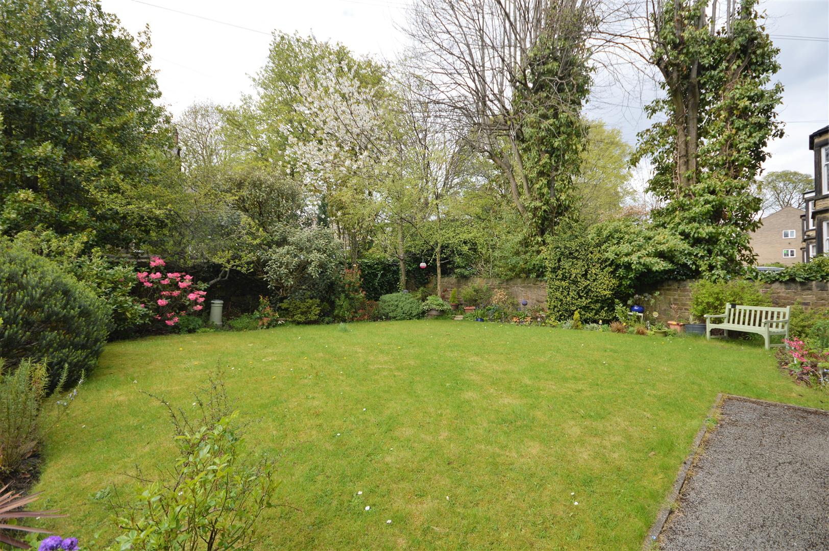 Flat 2, 8, Tapton House Road, Broomhill, Sheffield, S10 5BY